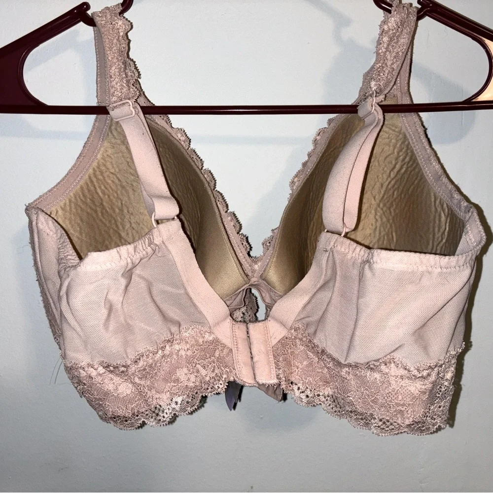 Lace Bra - Picture 2 of 2